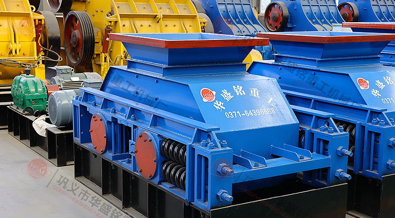 小型對輥制砂機(jī) 小型對輥制砂機(jī)